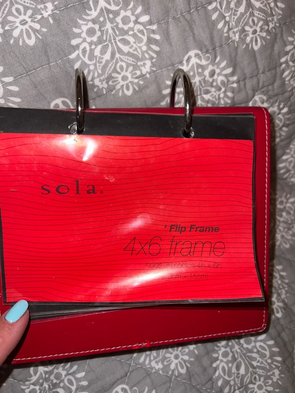 Sola Red Flip Frame Photo Wallet - Compact 4x6 Display
